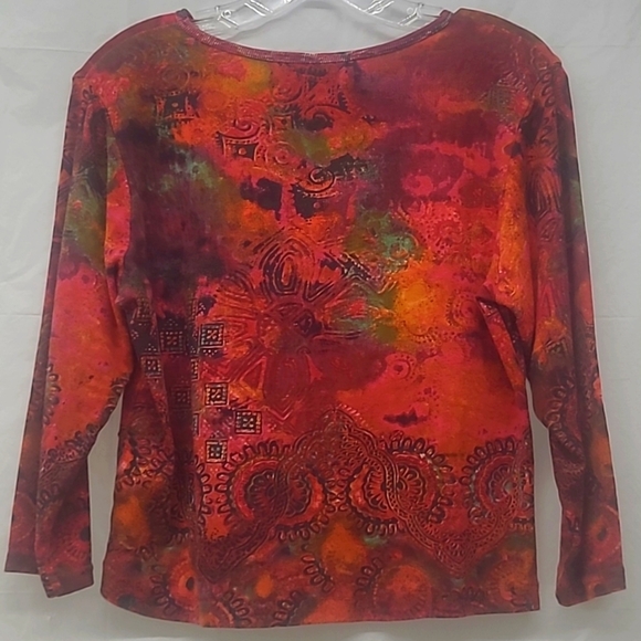 Sequin T-shirt Multi Color Red Purple Blue 3/4 Artsy Floral Print Whimsigoth - Picture 4 of 5